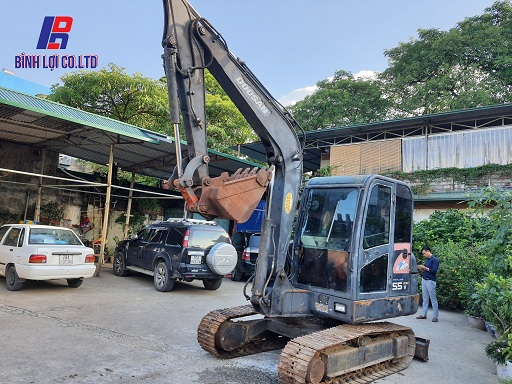 máy đào bánh xích Doosan 55